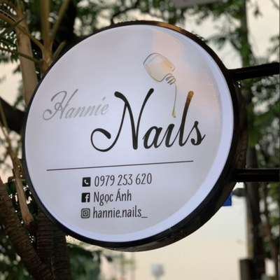 Há»™p Ä‘Ã¨n quáº£ng cÃ¡o Nail